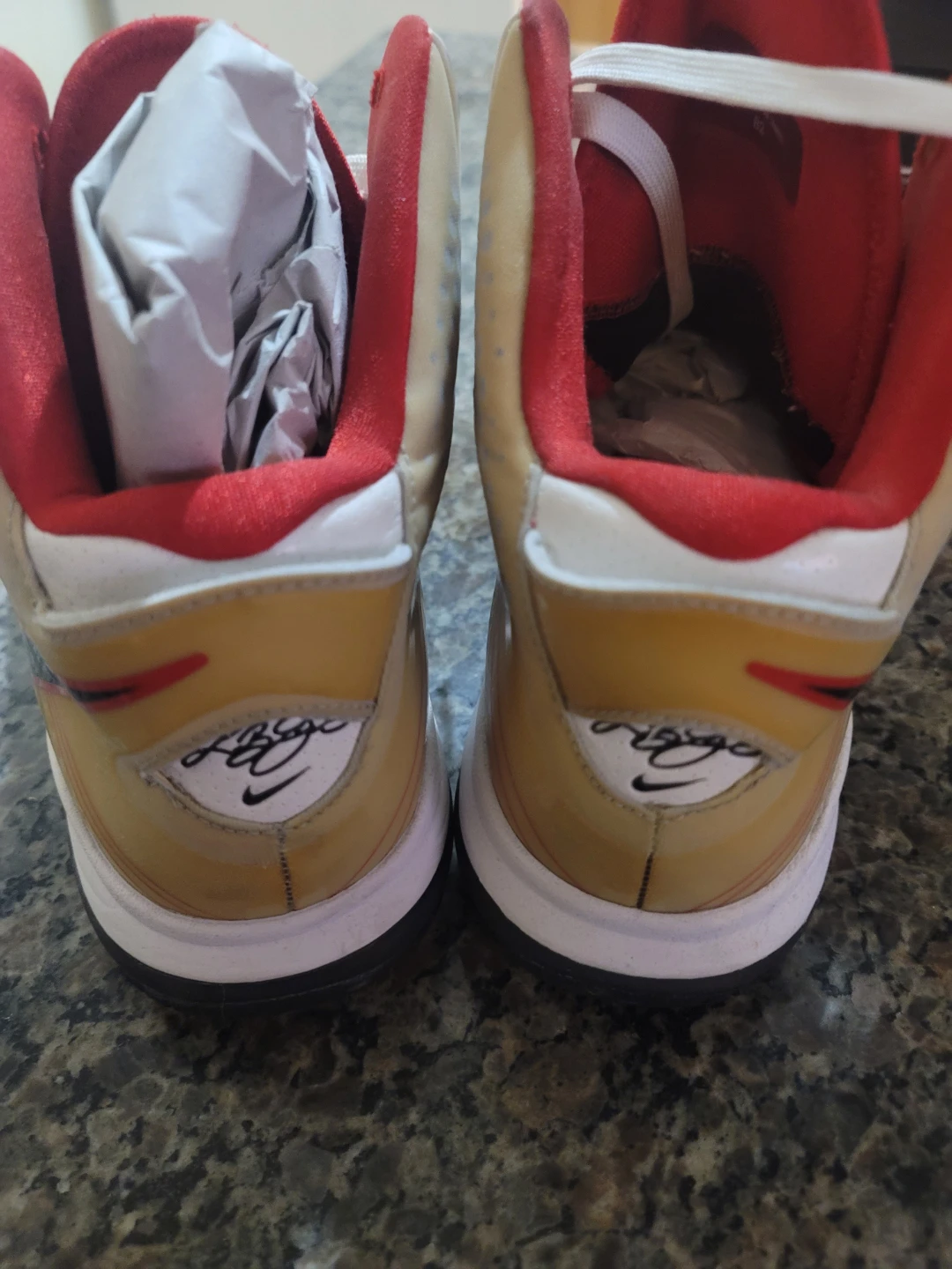 Nike LeBron 8 V/2 Basketball Shoes 'Miami Heat Home' - photo 5
