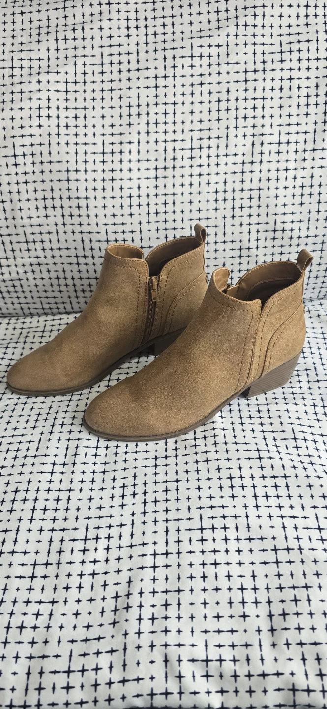 G by Guess Tan Suede Ankle Boots - photo 2