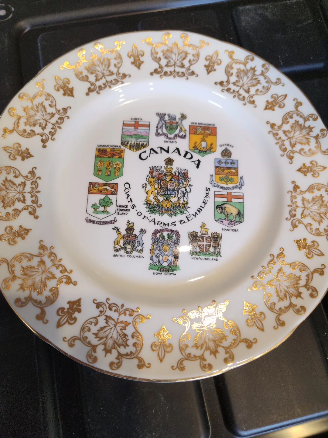 Decorative Collector Plate - Canada Coats of Arms & Emblems - photo 2