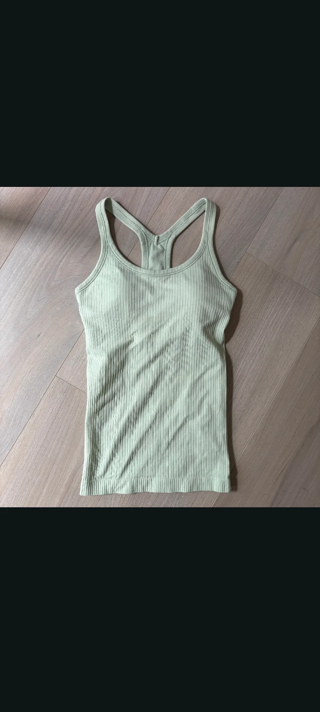 Lululemon Ribbed Tank Top - Light Green - photo 4