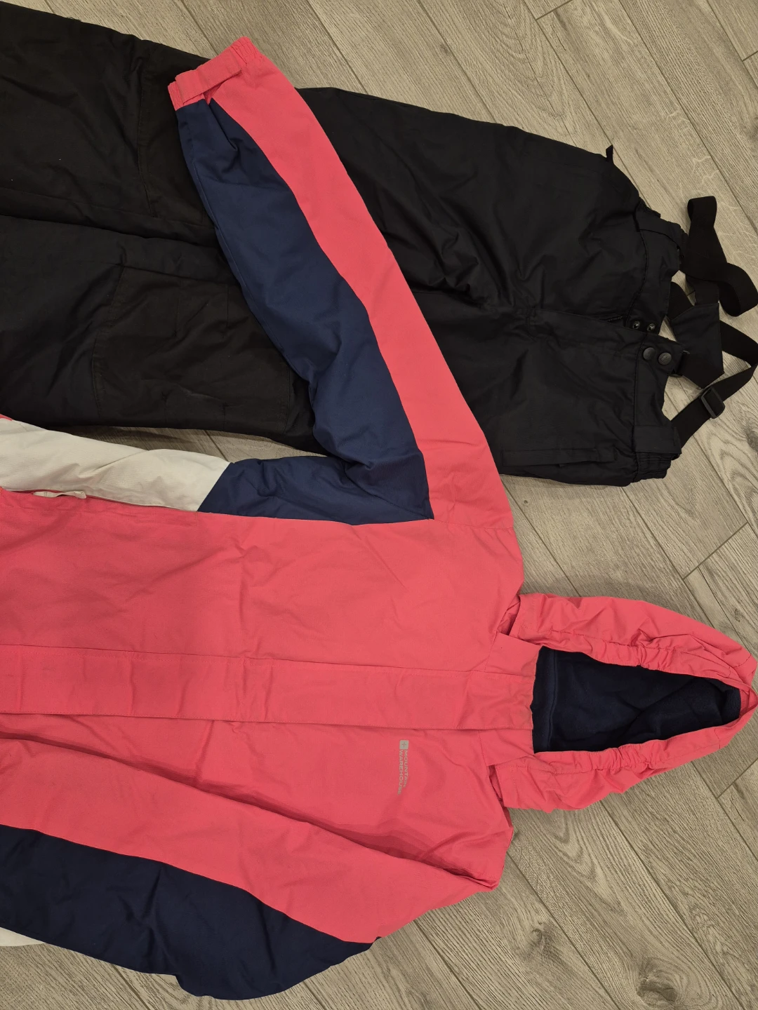 Mountain Warehouse Ski Jacket and Snow Pants Set - photo 3