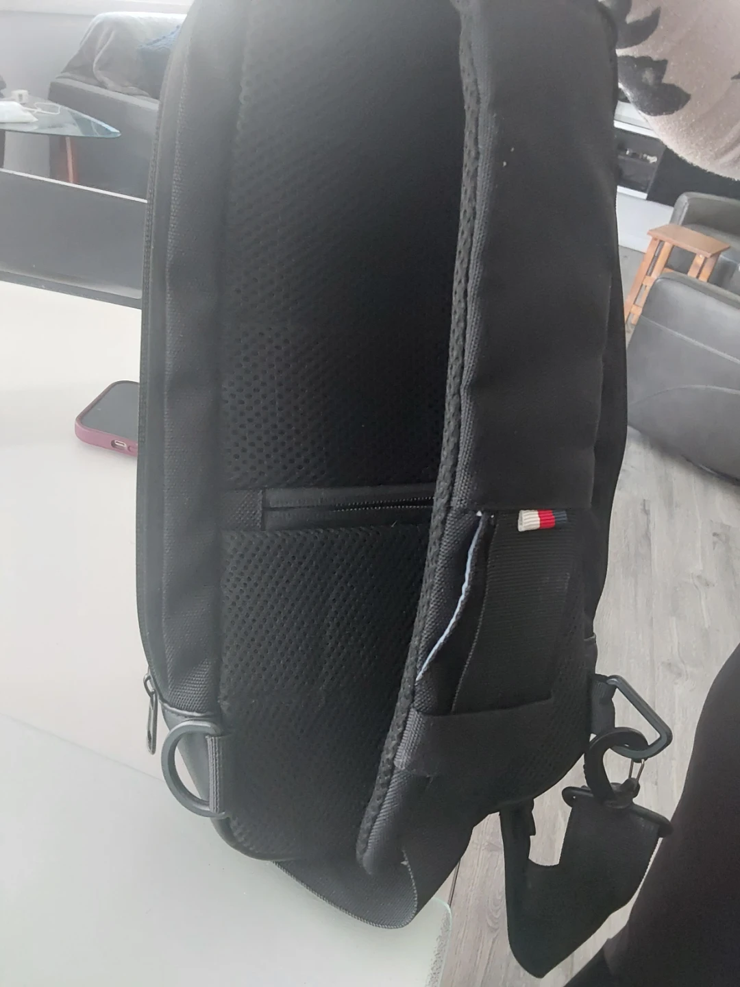Weixier Sport+ Black Sling Bag with USB Port for traveling - photo 4