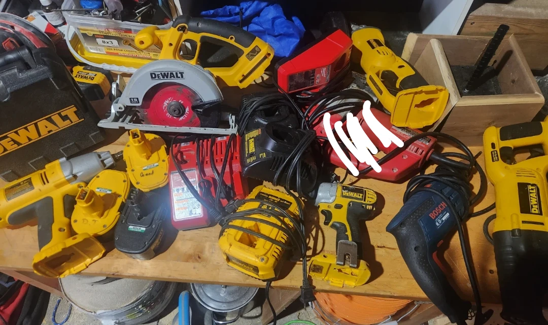 Lot of well working power tools