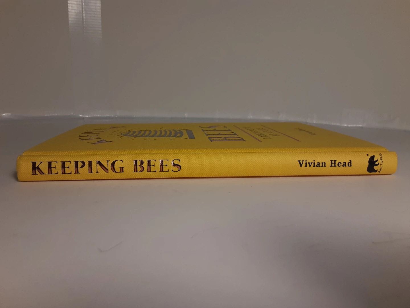 Keeping Bees: Looking After An Apiary - photo 2