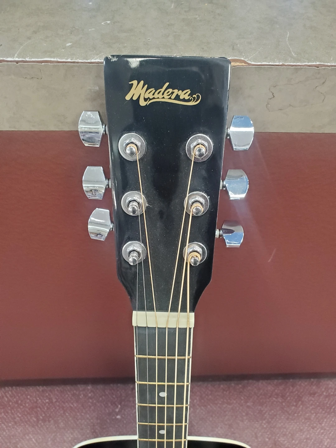 Madera Acoustic Guitar LD411-LH