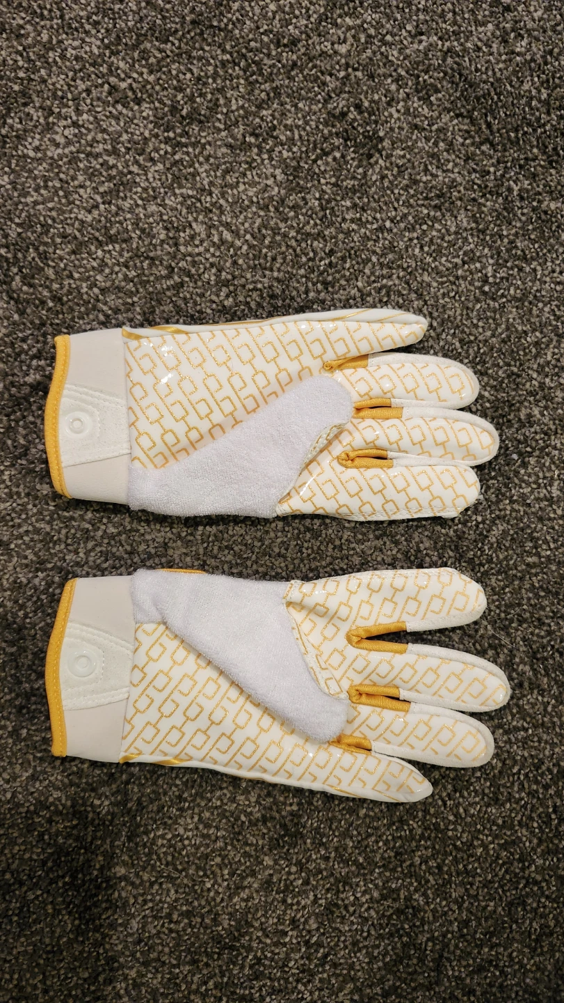Handlandy White & Gold Football Gloves - photo 3