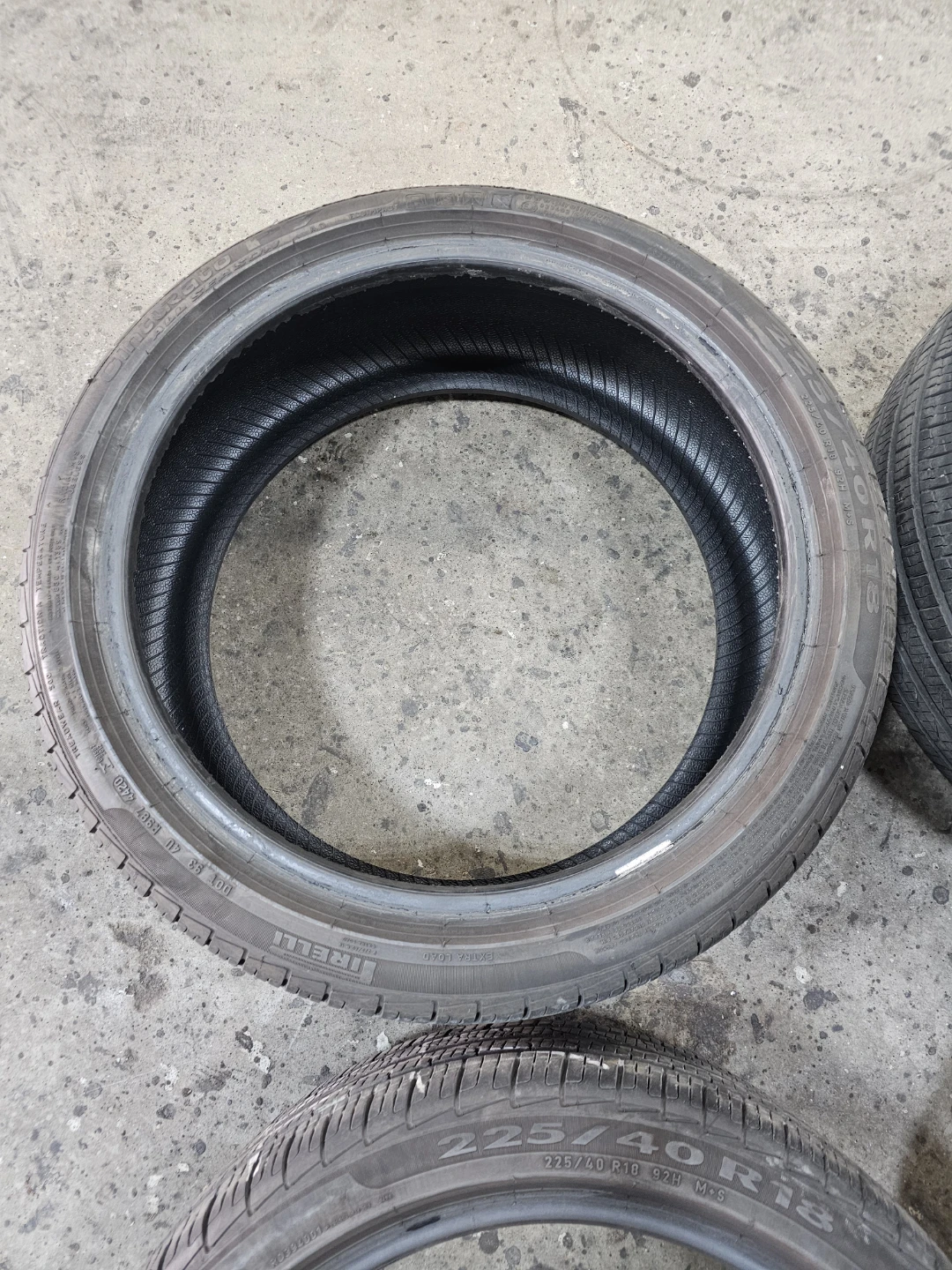 All Season Tires 225/40R18 Pirelli Cinturato P7 - photo 3
