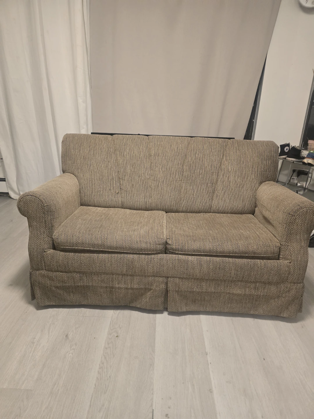 Moving sale
