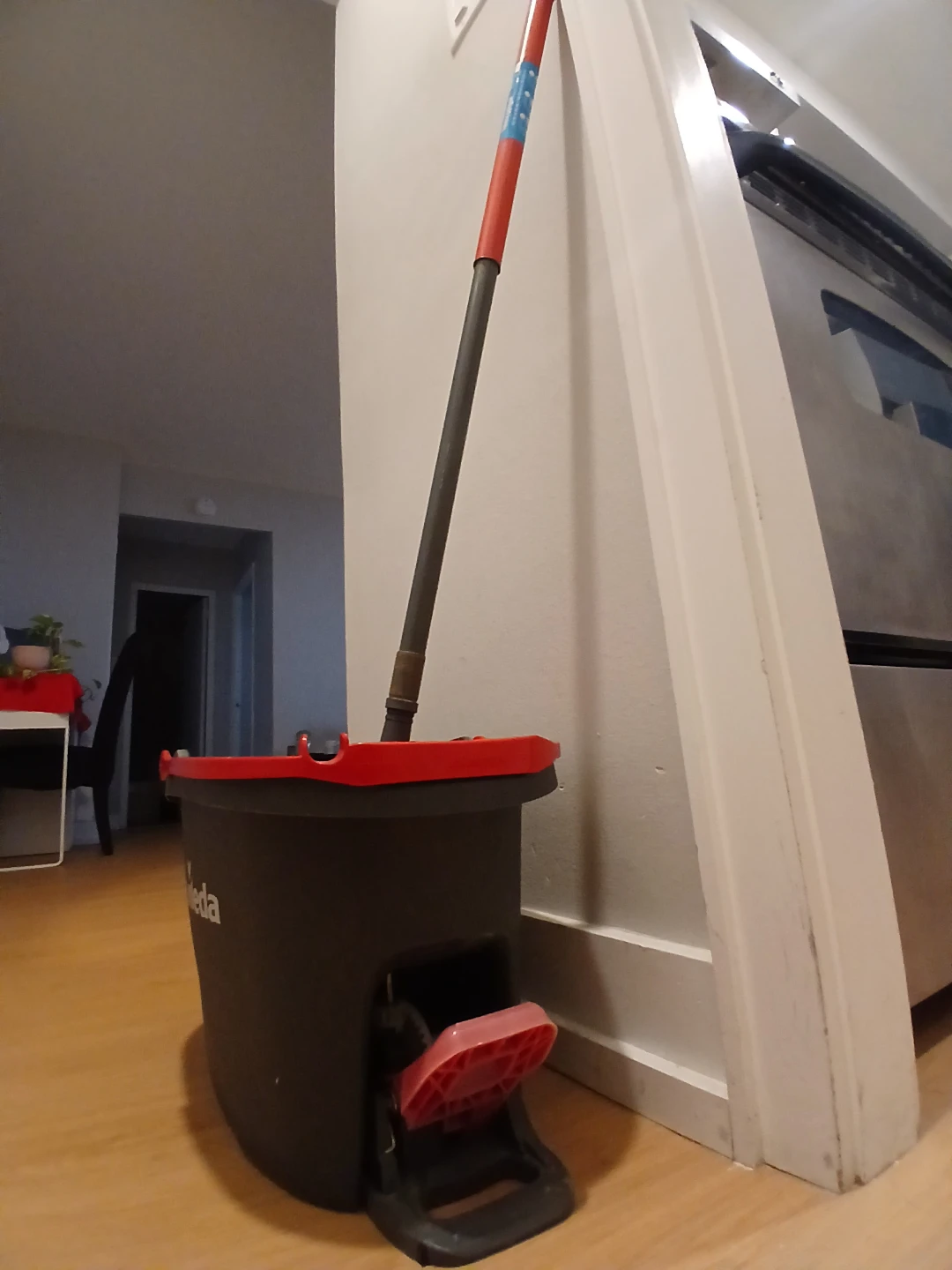 Vileda EasyWring Spin Mop and Bucket System - photo 3