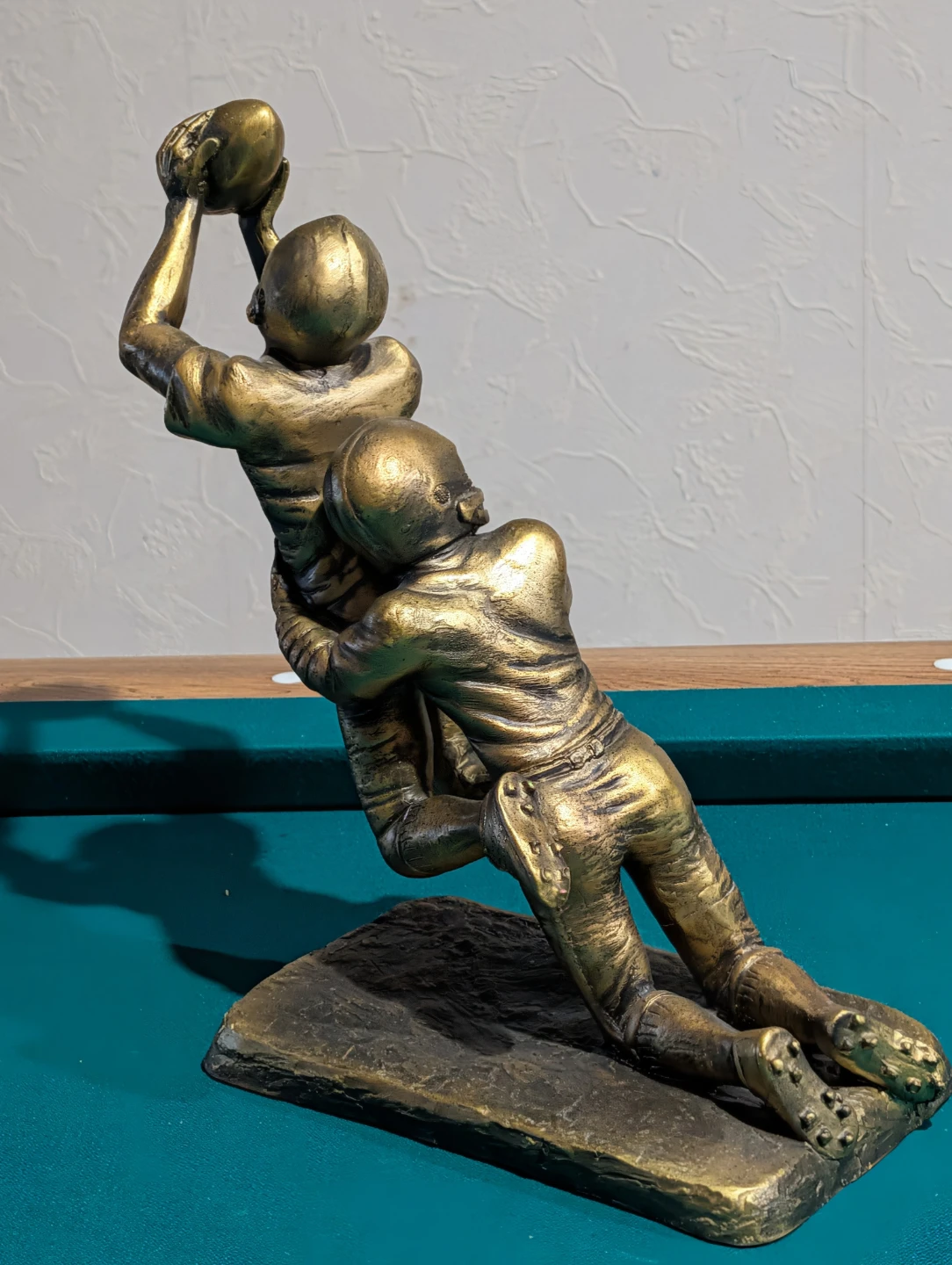Football Sculpture Statue - photo 3