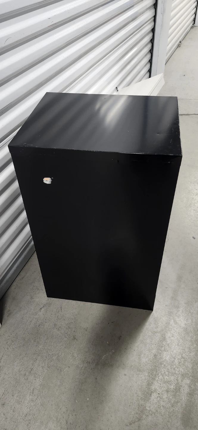 Metal filing cabinet ( no key) - photo 2