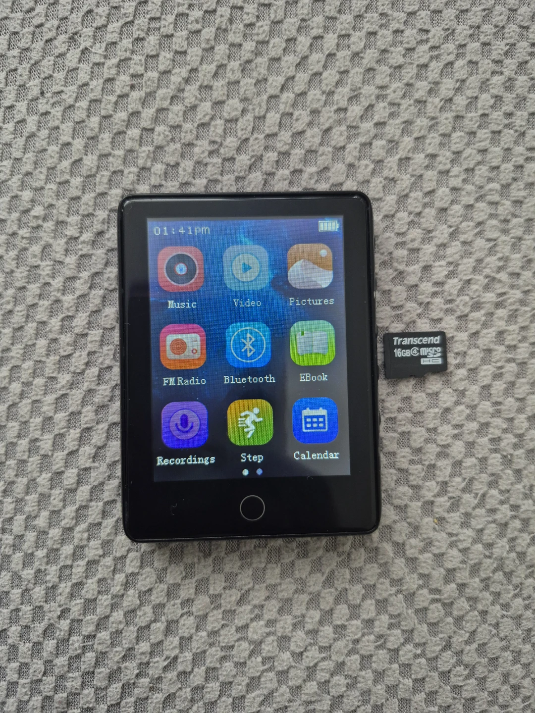 Digital Player with 16GB Micro SD