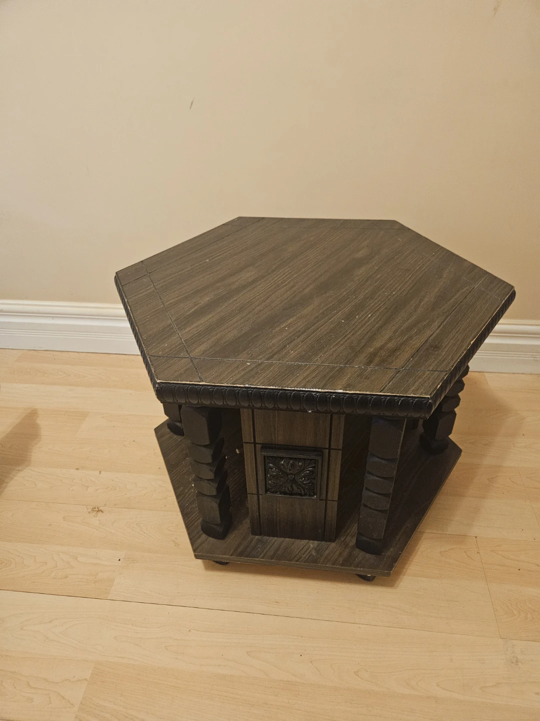 Hexagonal End Table - photo 4