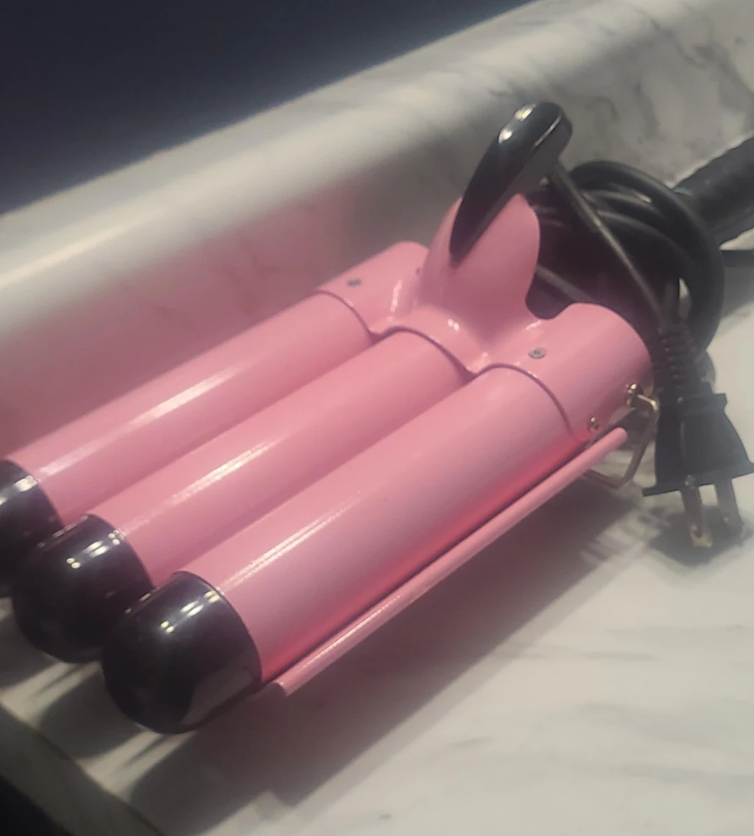 Pink Triple Barrel Hair Waver