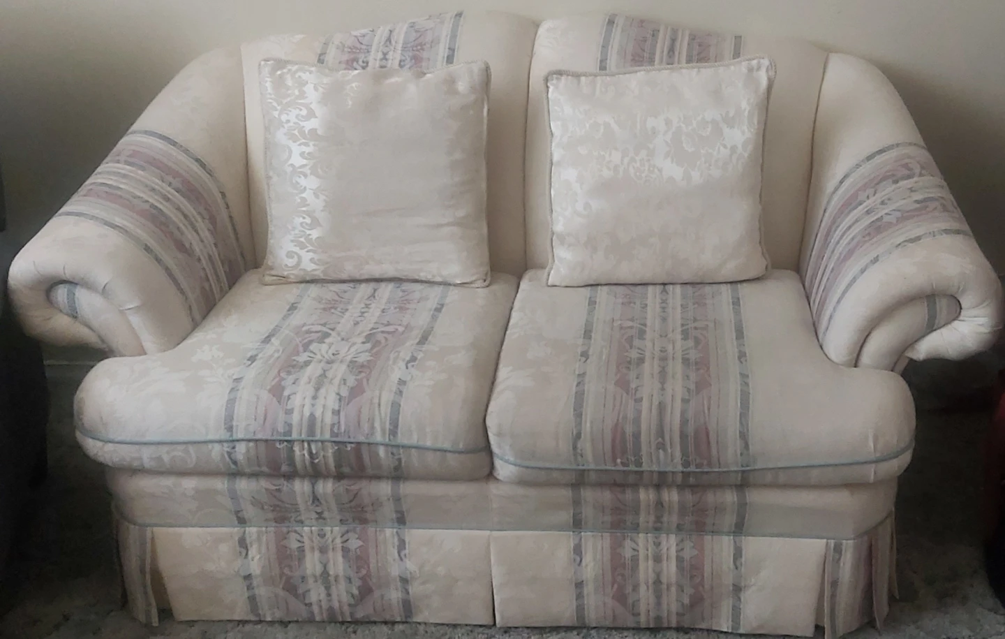 Cream Floral Loveseat  and Sofa Set with Pillows