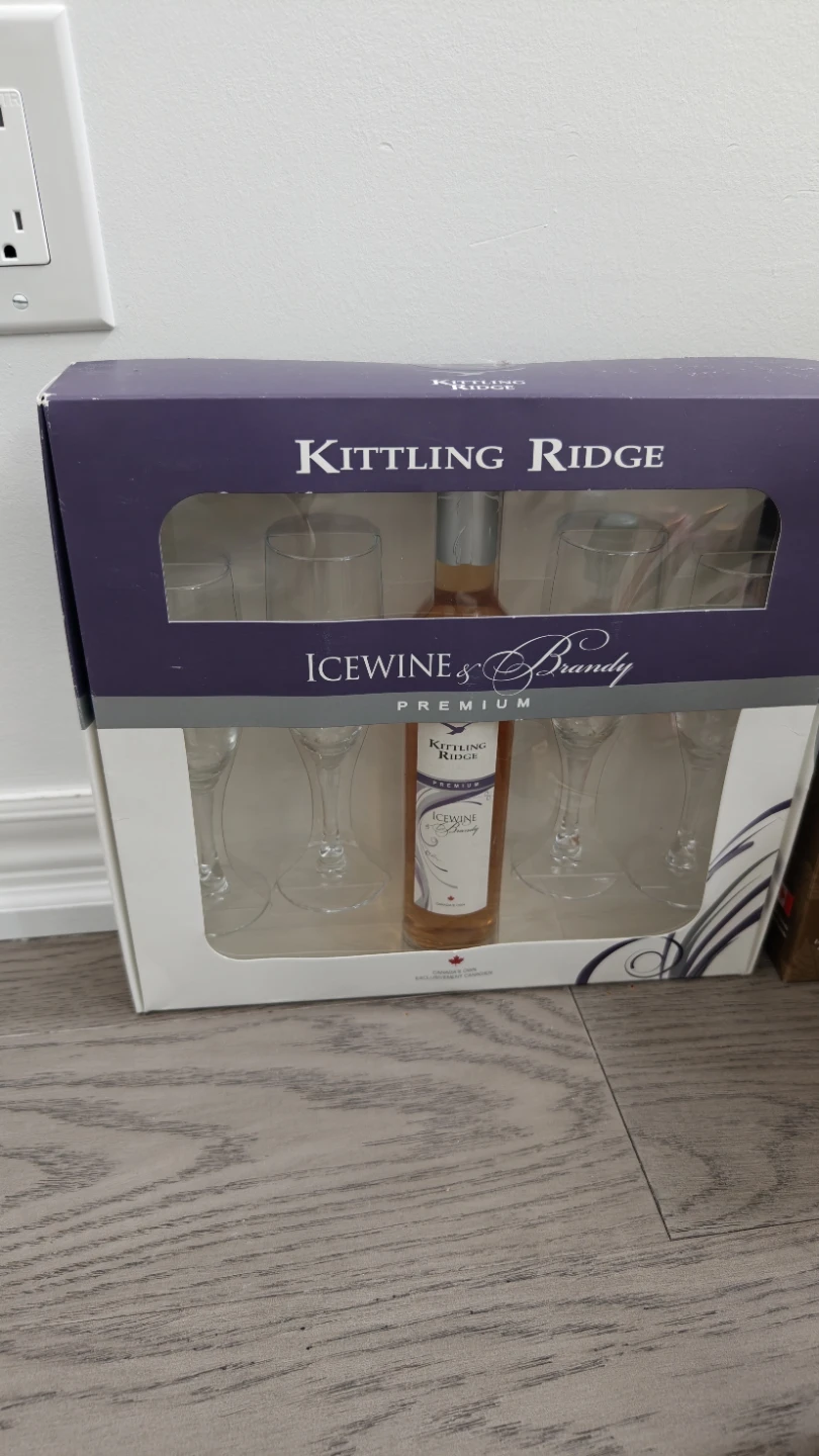 Kittling Ridge Icewine & Brandy Gift Set with Glasses
