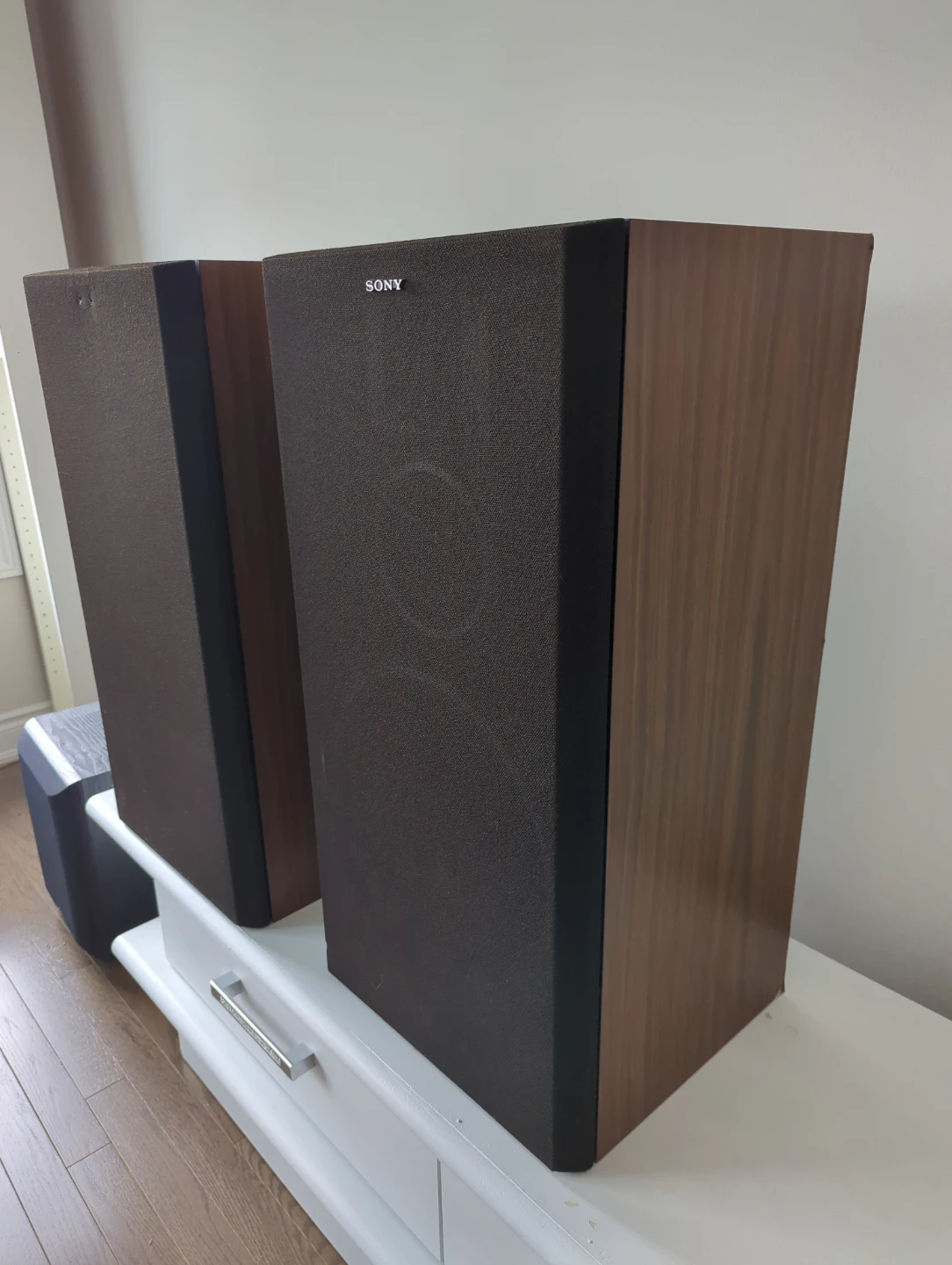 Sony SS-636 Bookshelf Speakers - photo 2