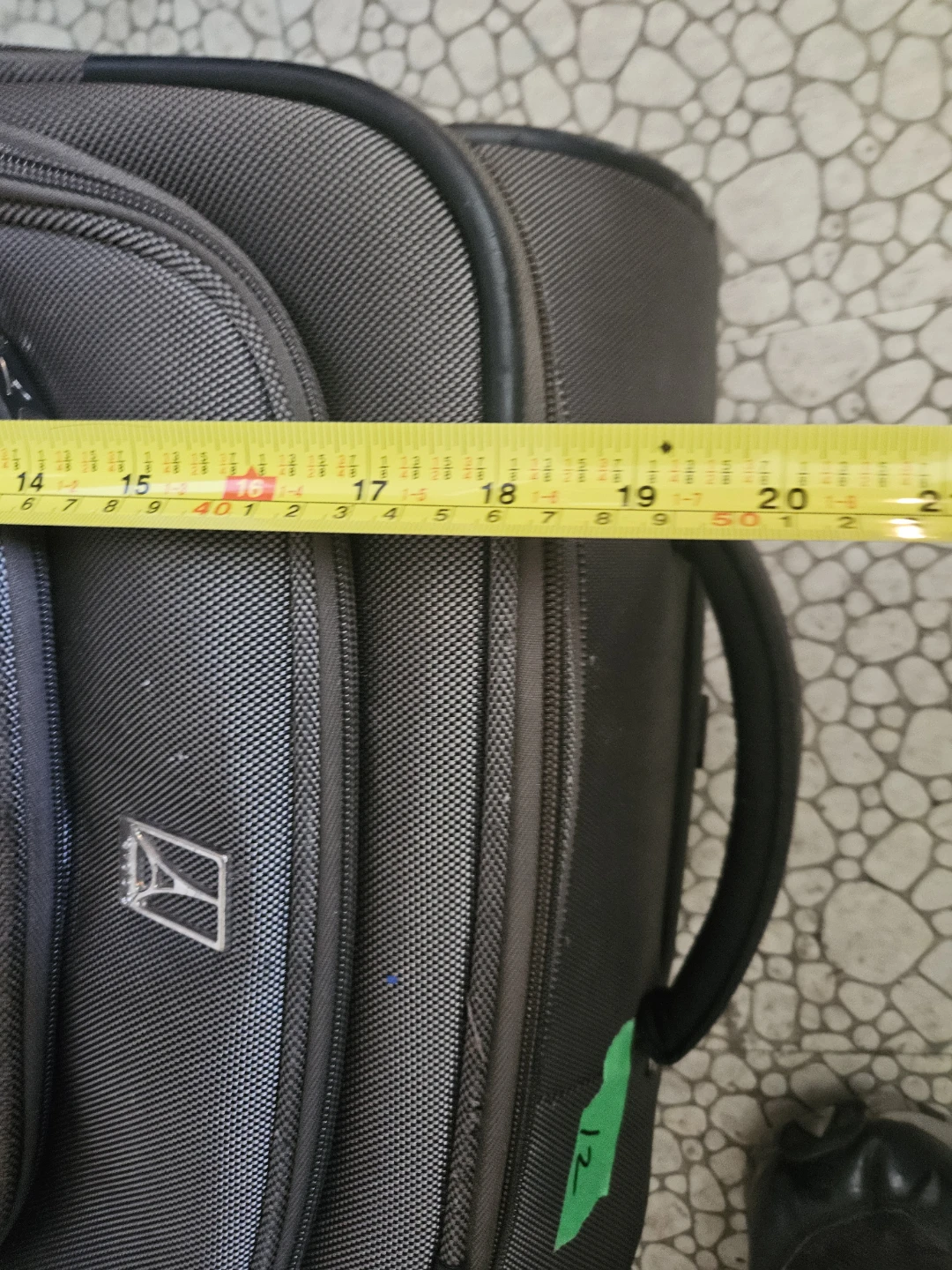 Travelpro Maxlite 5 Softside Suitcase - photo 4