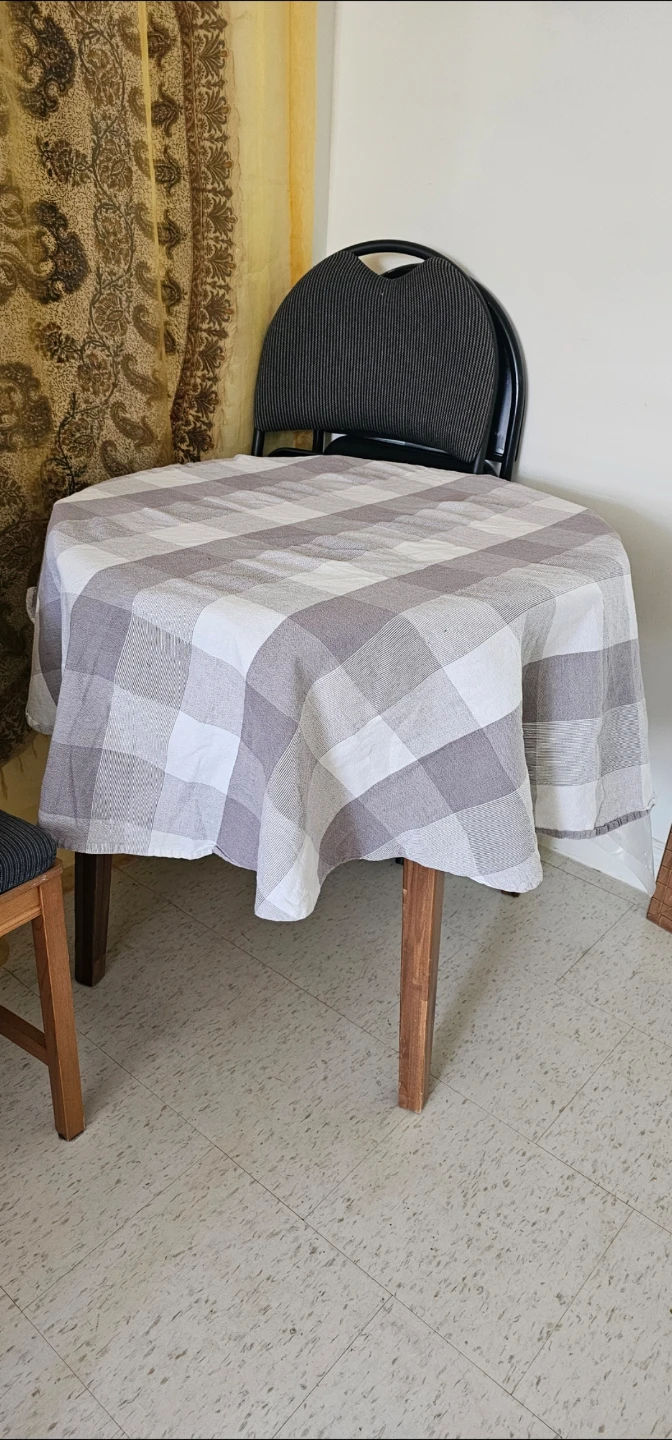 Round Tablecloth - Plaid Grey and White 🌱