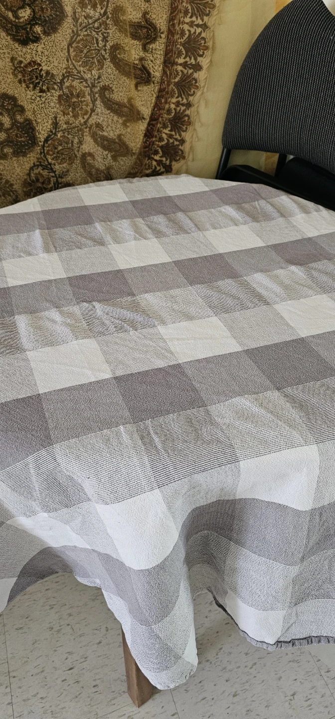 Round Tablecloth - Plaid Grey and White 🌱 - photo 2