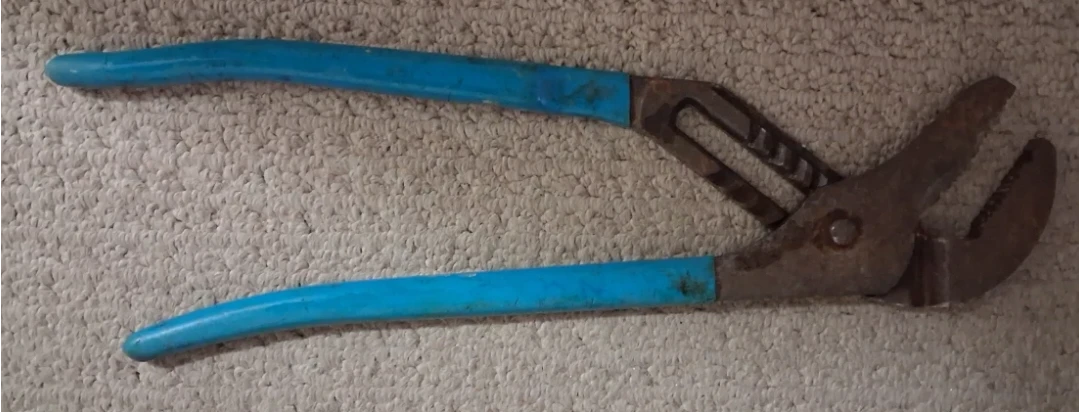 Adjustable Pliers with Blue Handles