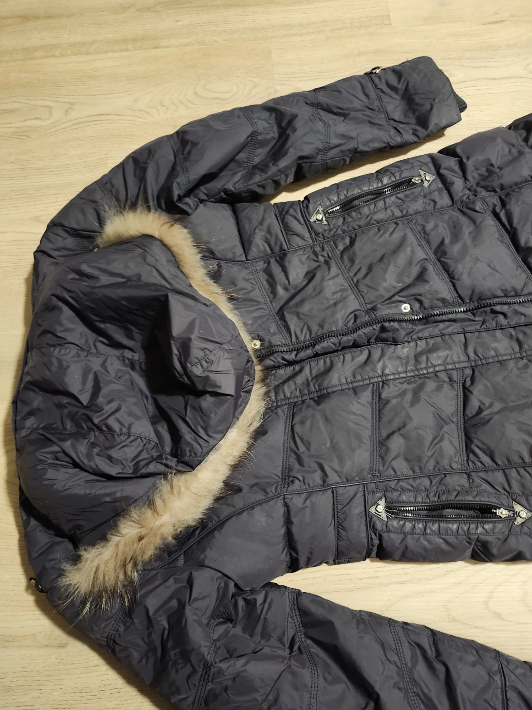 Women's Navy Puffer down Coat with Fur Trim - photo 2