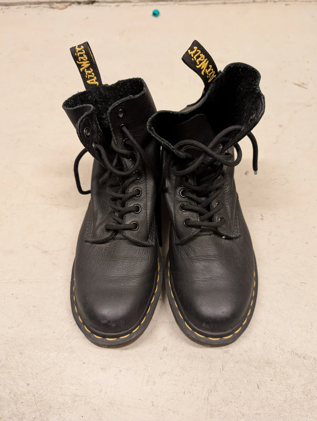 Dr. Martens Pascal Black Leather Boots Size 7 UK - photo 5