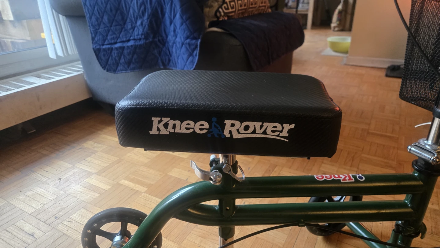 Knee Rover Steerable Knee Scooter - photo 3