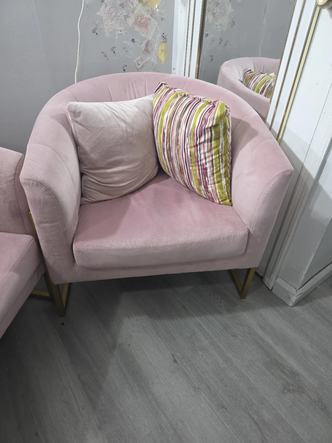 Pink Velvet Accent Chair with Gold Base - photo 4