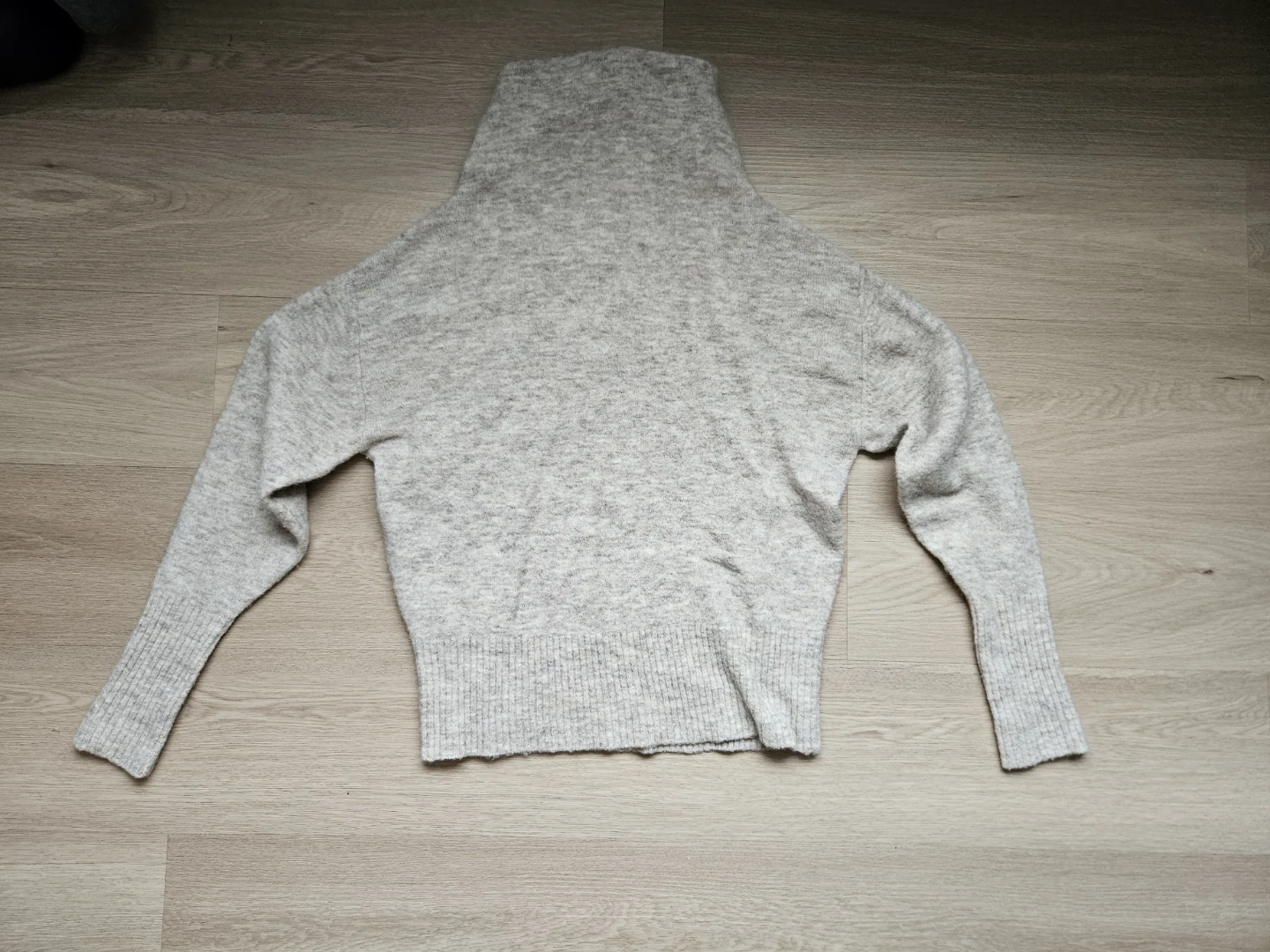 Wilfred Free Turtleneck Sweater - Size S 🌱