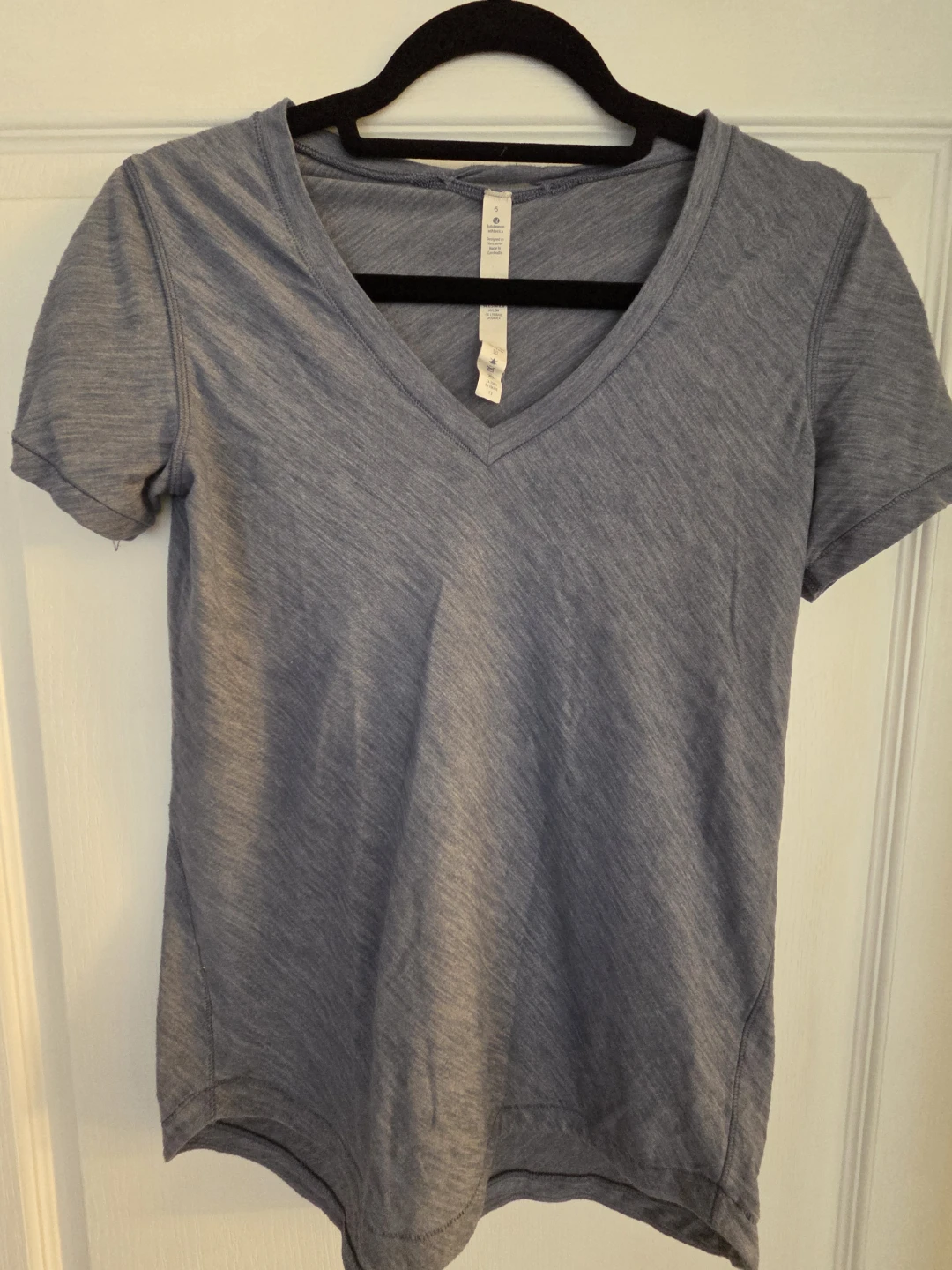Lululemon V Neck Ts - photo 4