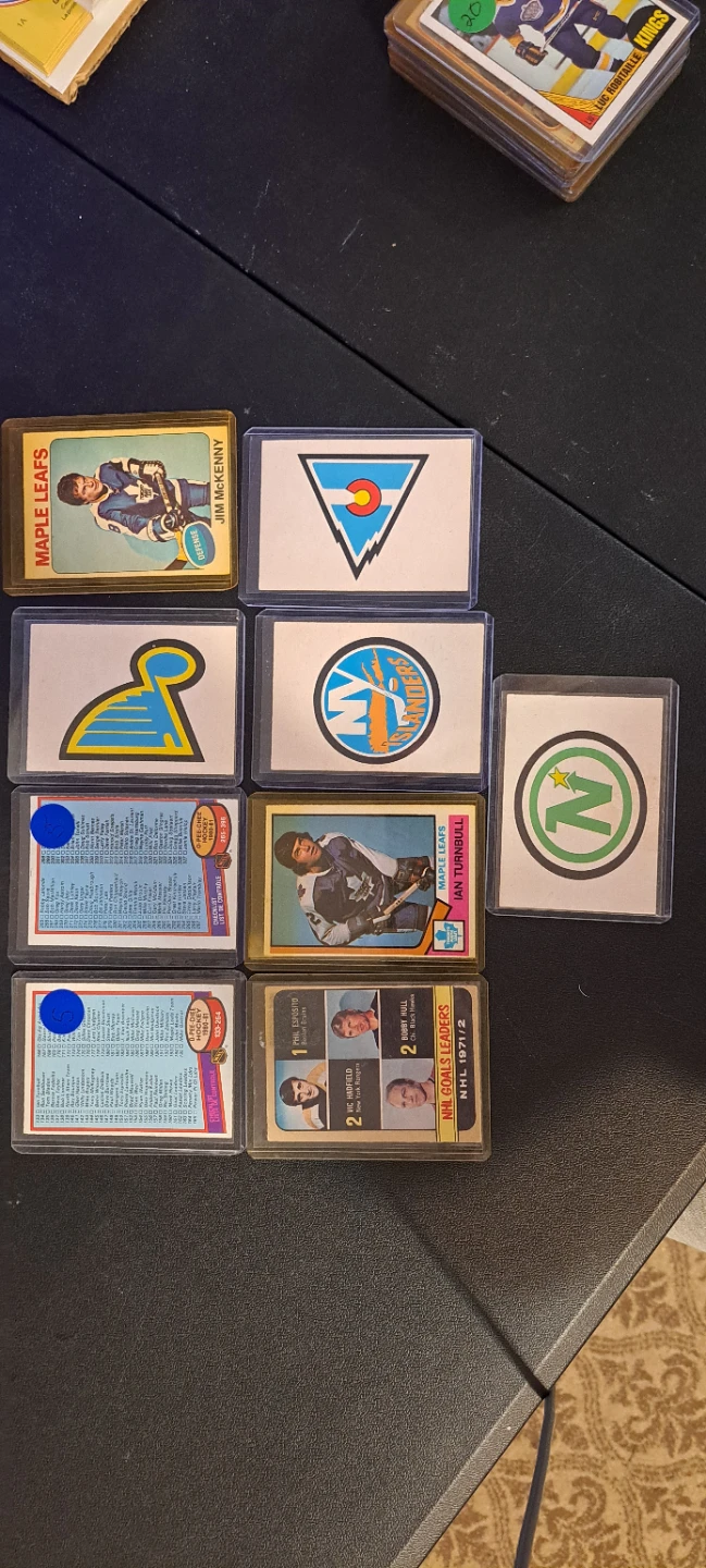 Collection of Vintage Hockey Cards - photo 2