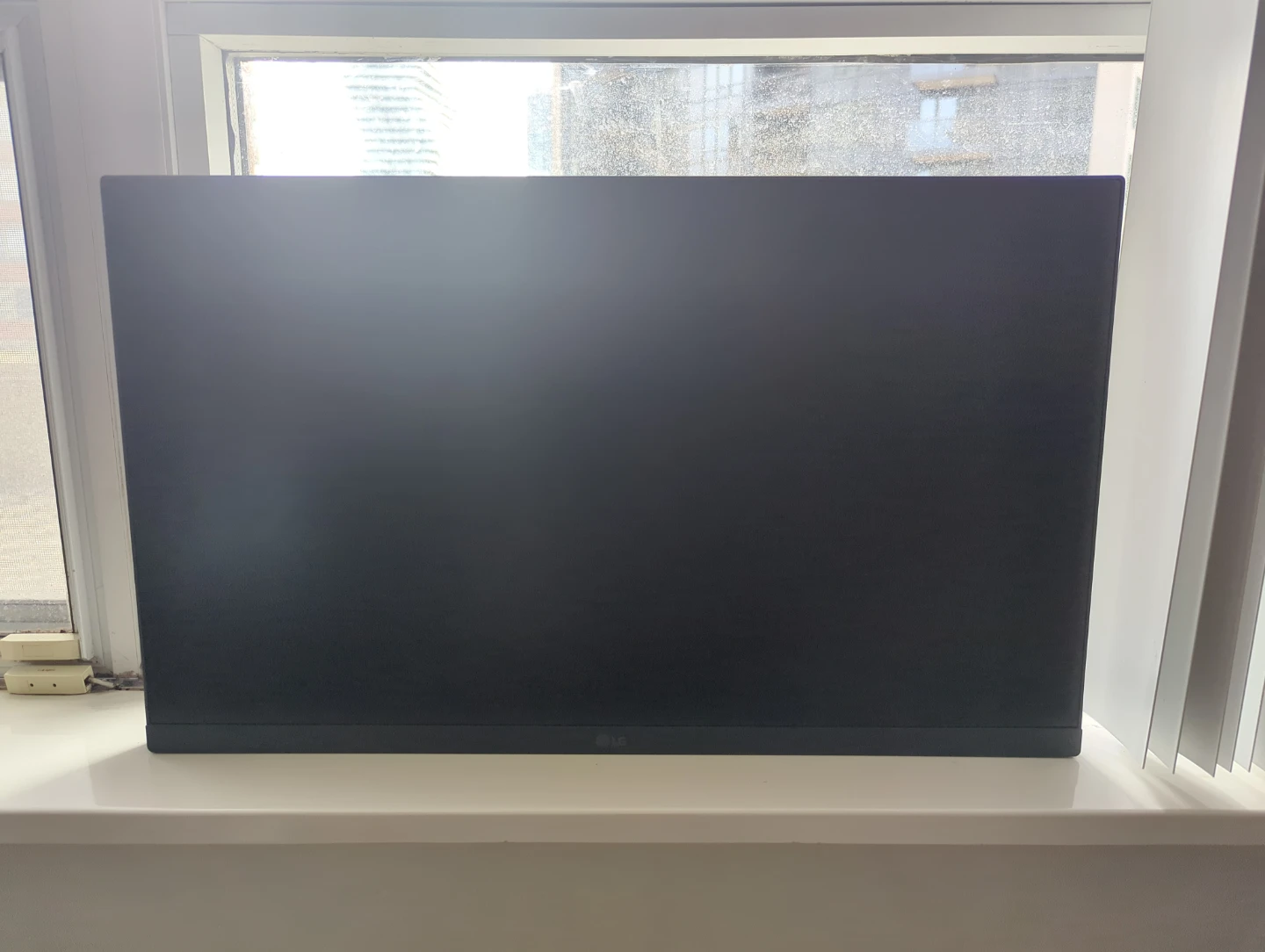 LG Monitor