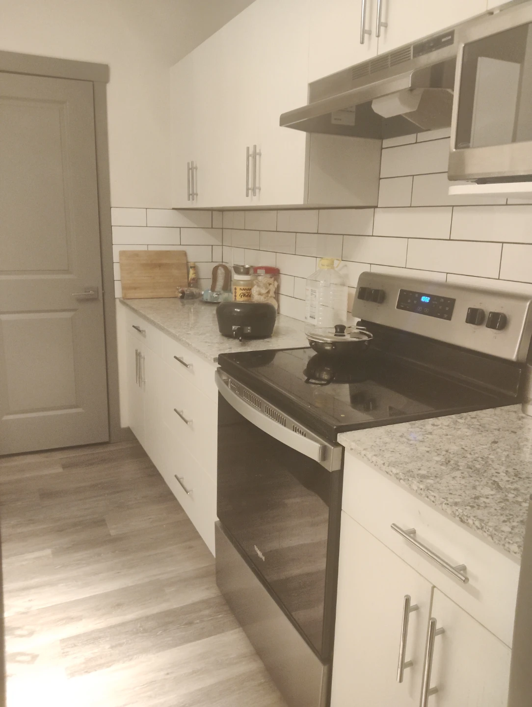 2 bedroom 2 Bath flat for rent - photo 4