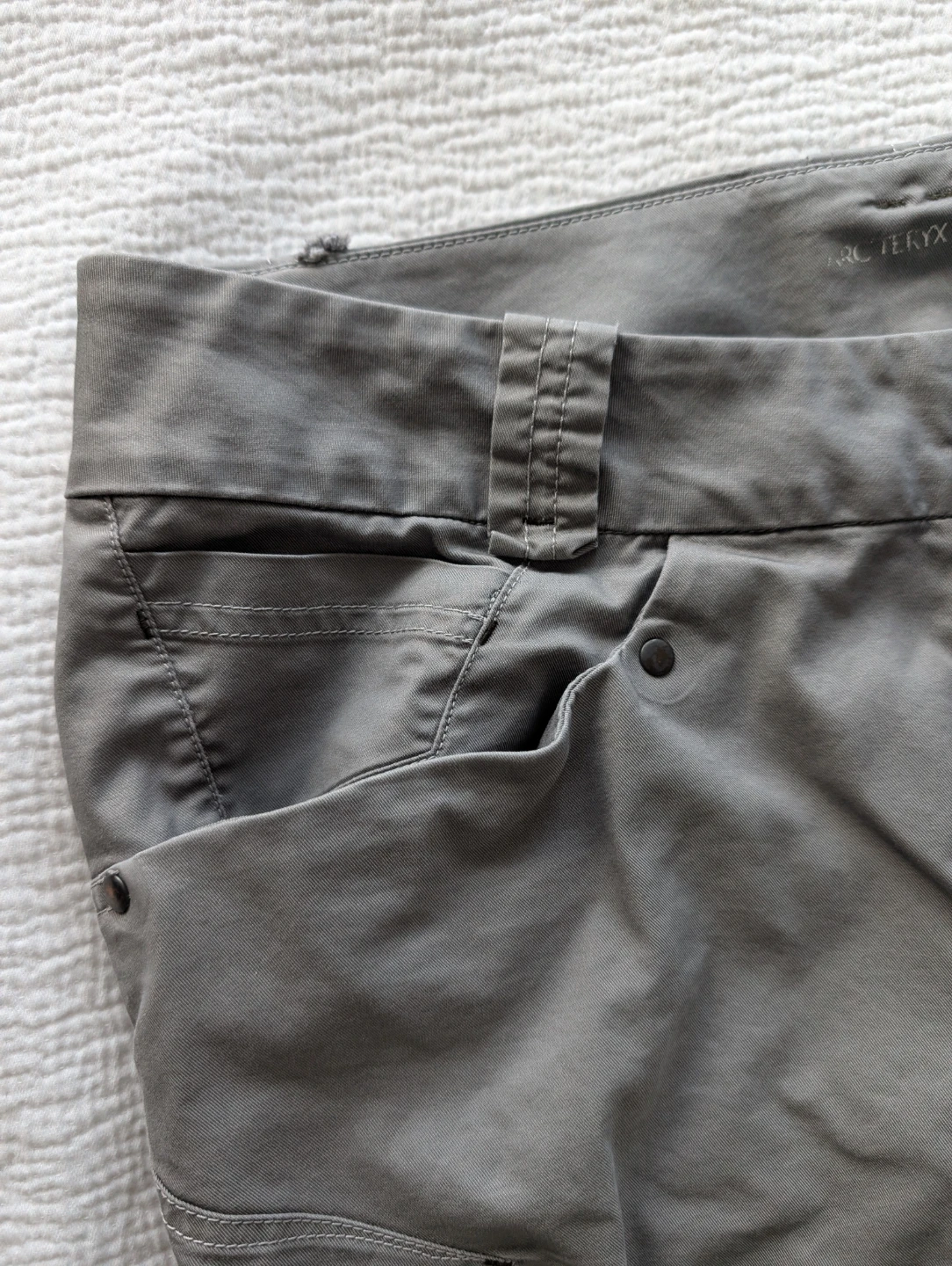 Arc'teryx Men's Size 32 Pants - photo 3