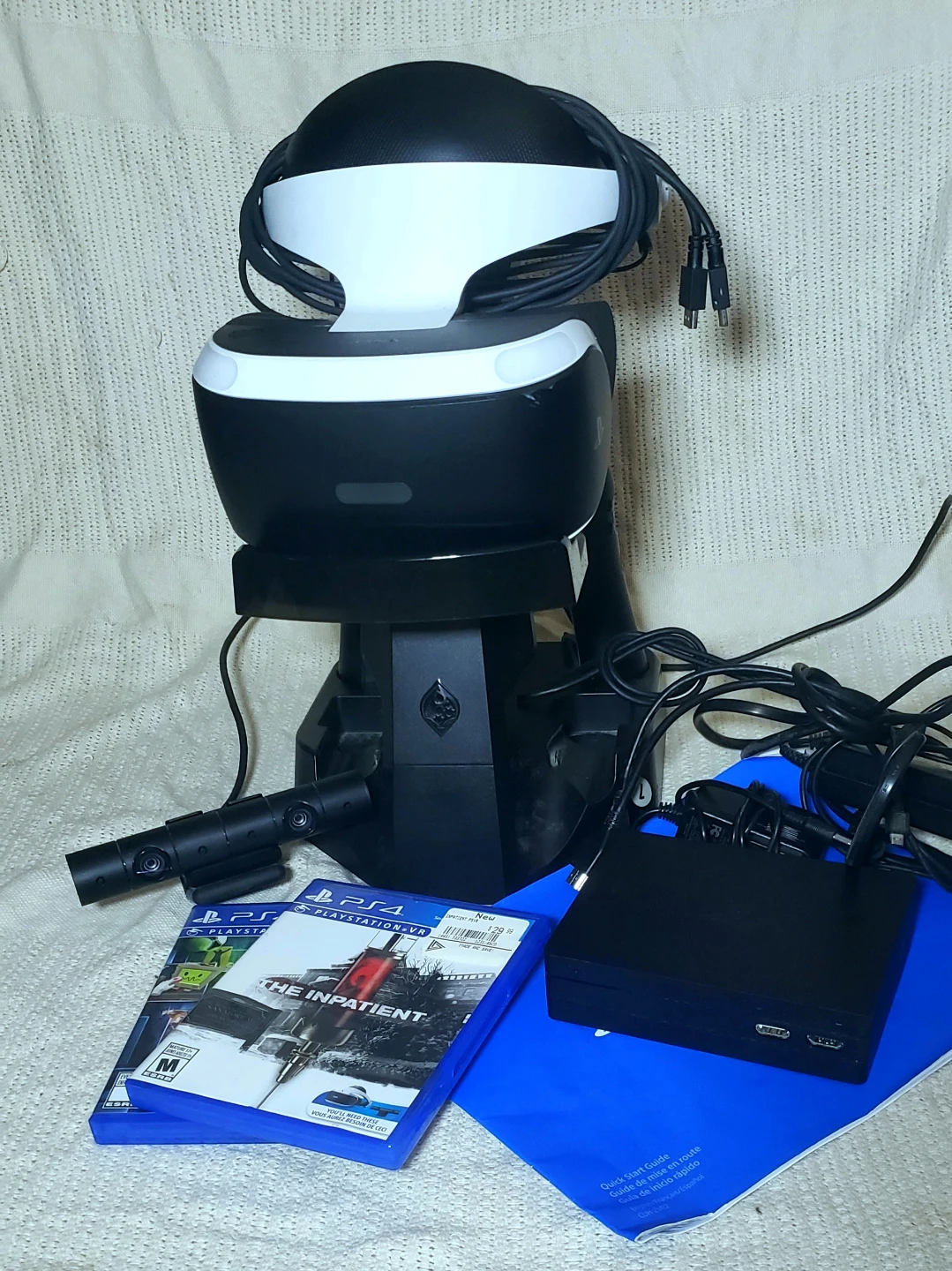 Sony PlayStation 4 VR with Charging Station and The Inpatient