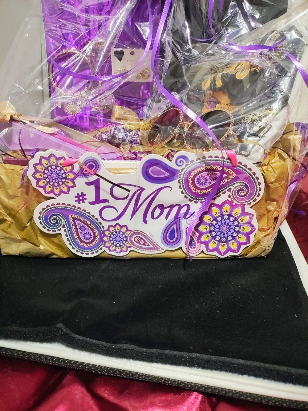🌱Mom Gift Basket with Jewelry and Accessories New
