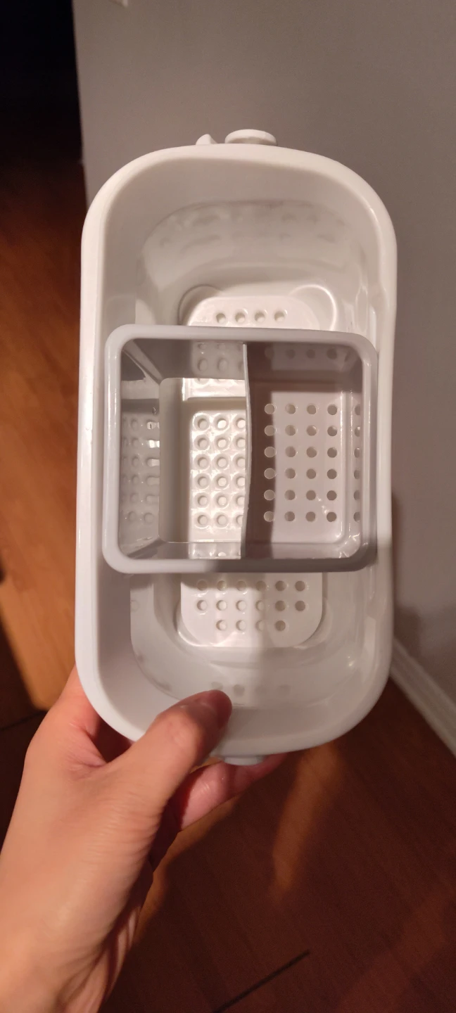 White plastic caddy with handle - photo 3