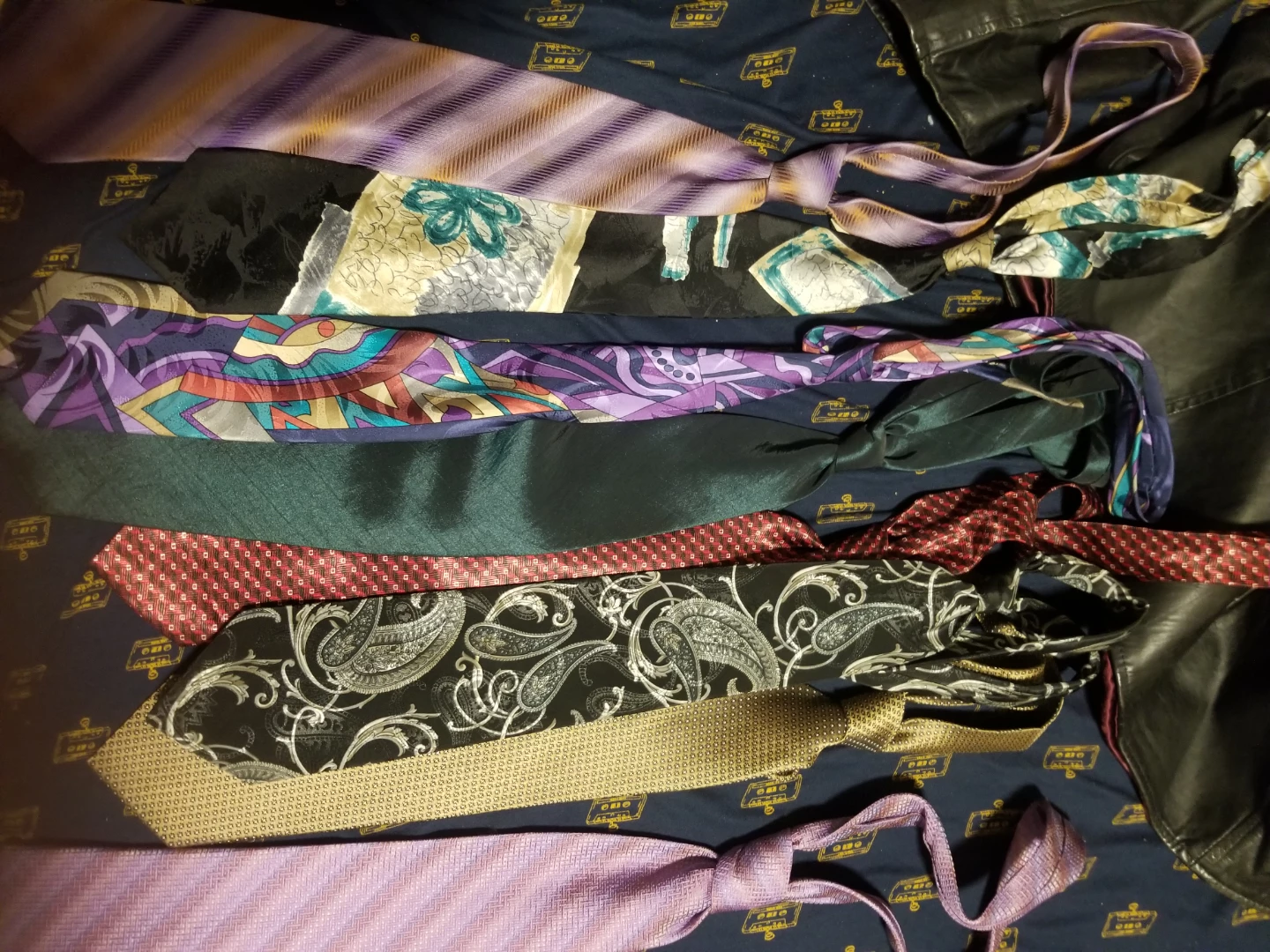 25 a tie just pick one - photo 4