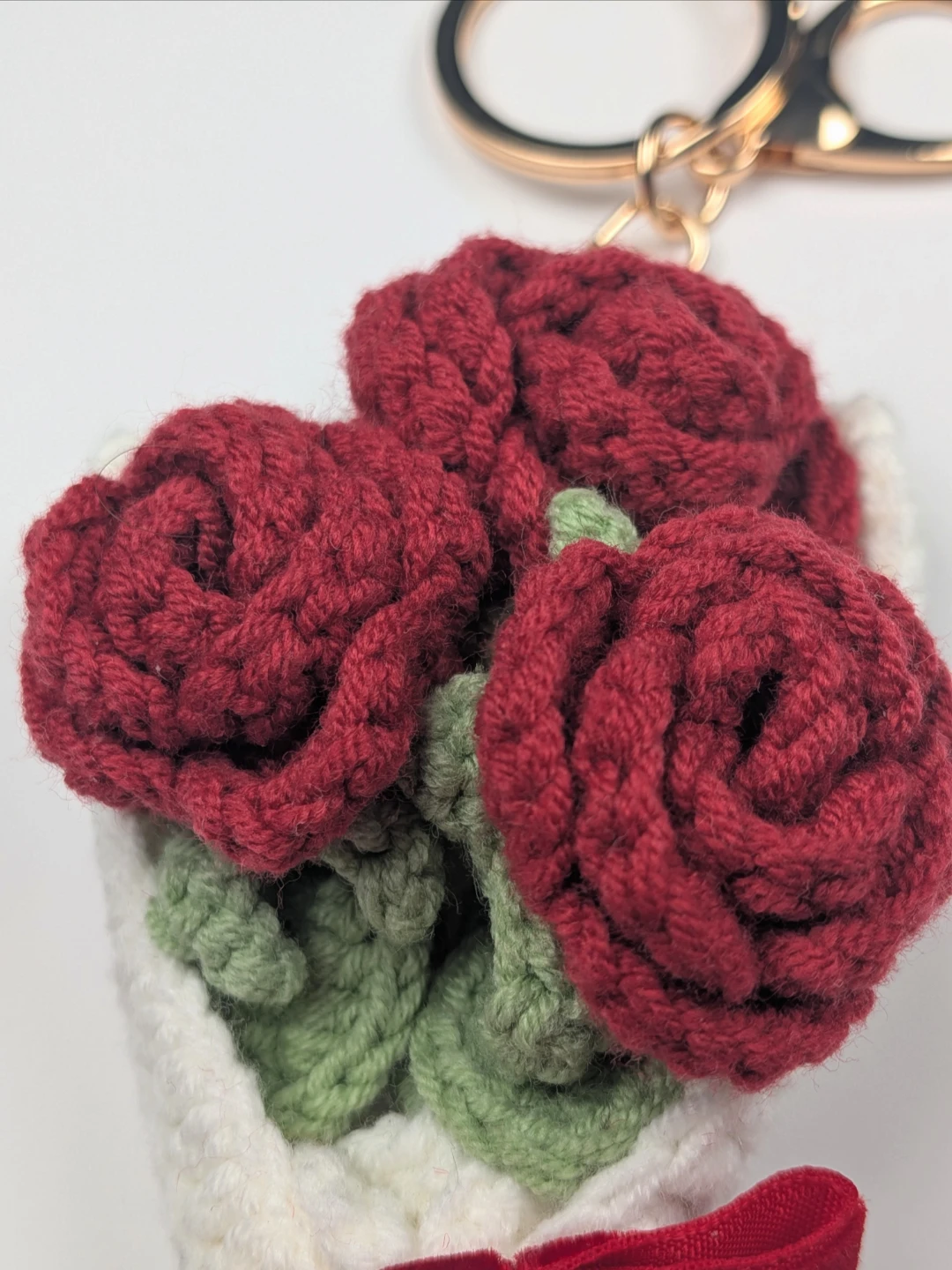 Mother's Day Crocheted Rose Bouquet Keychain - photo 2
