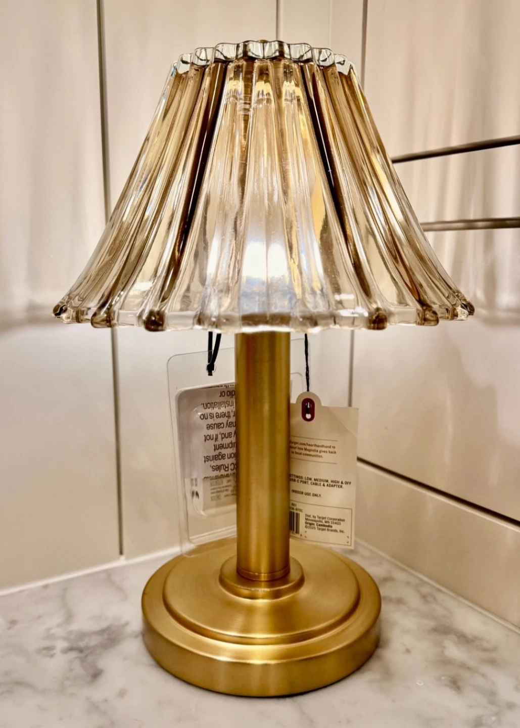 Amber Glass Table Lamp with Gold Base - photo 4