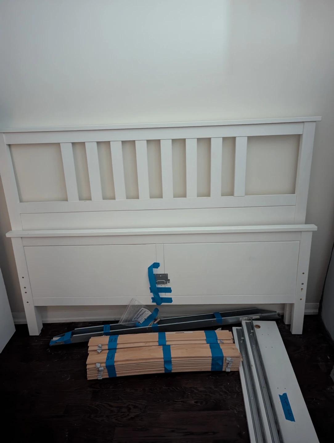 IKEA HEMNES Bed Frame – White - Queen (FREE mattress) - photo 3