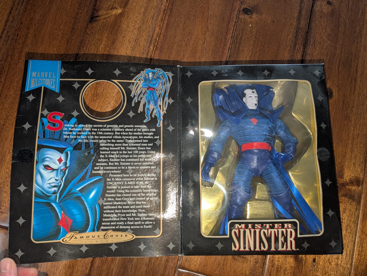 Signed Marvel Milestones Mr. Sinister 8-Inch Figure - photo 2