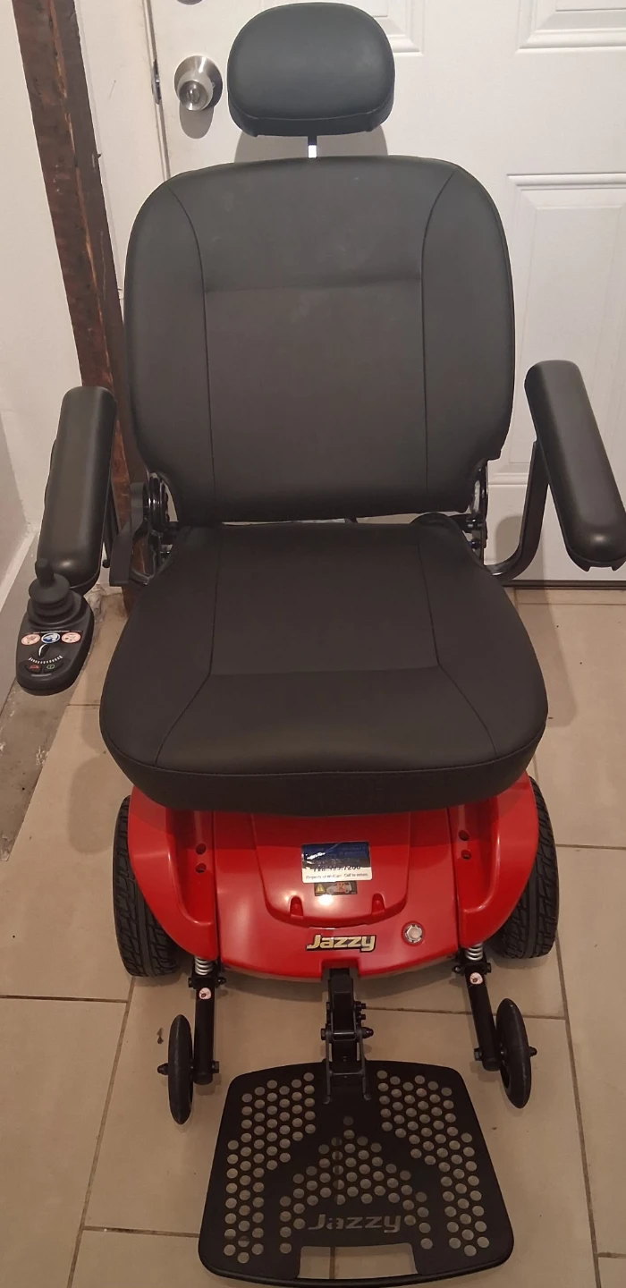 Pride Mobility Jazzy Select 6, Power Wheelchair - photo 4