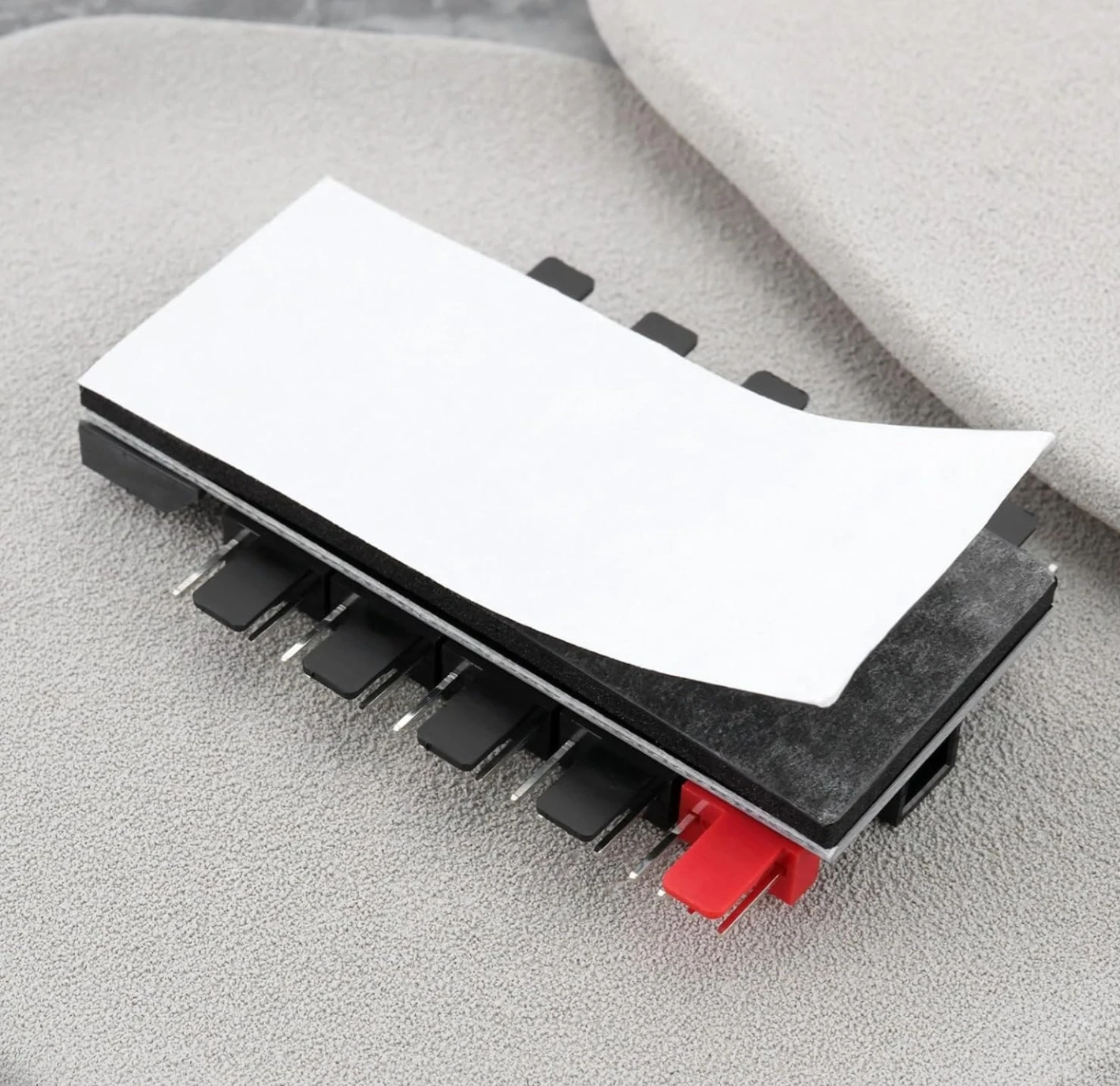 10-Port PWM Fan Hub Adapter - photo 4