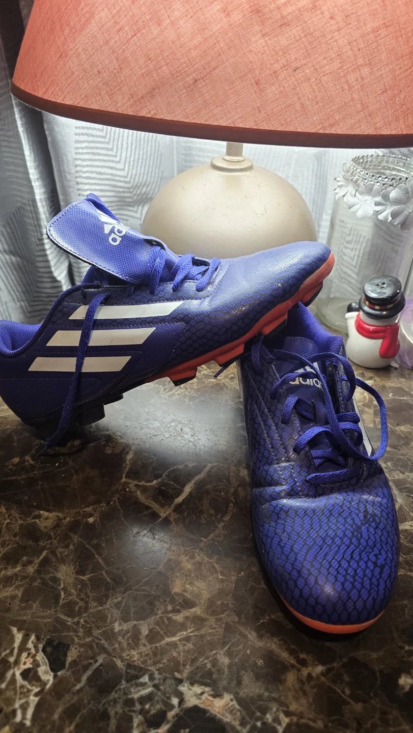 Adidas Soccer Cleats size US 8 .UK 7 ½ - photo 2