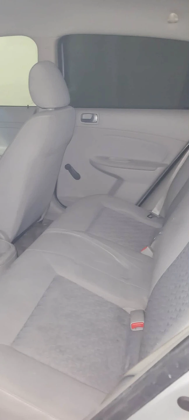 2008 Silver Chevrolet Cobalt - photo 4