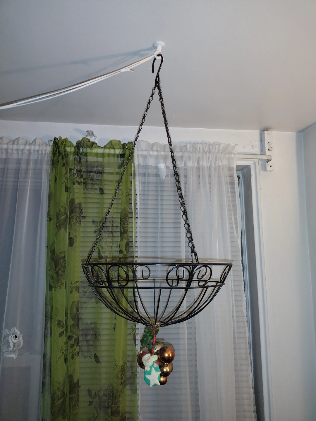 Hanging Flower Basket - photo 2