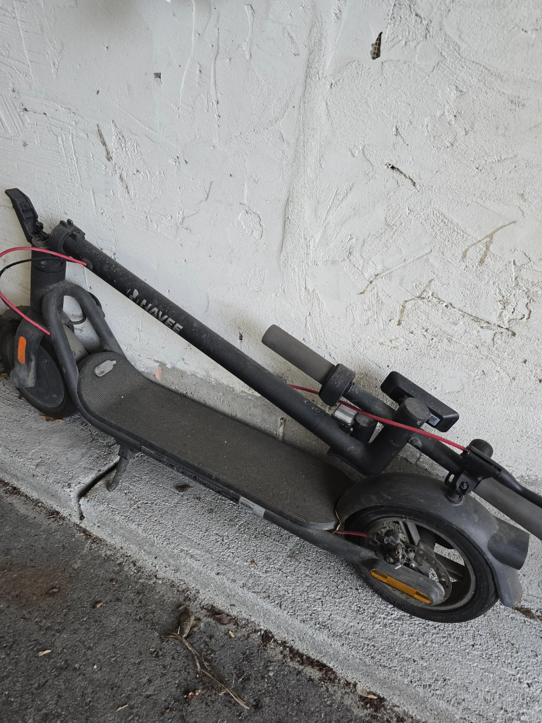 MAVEE Electric Scooter
