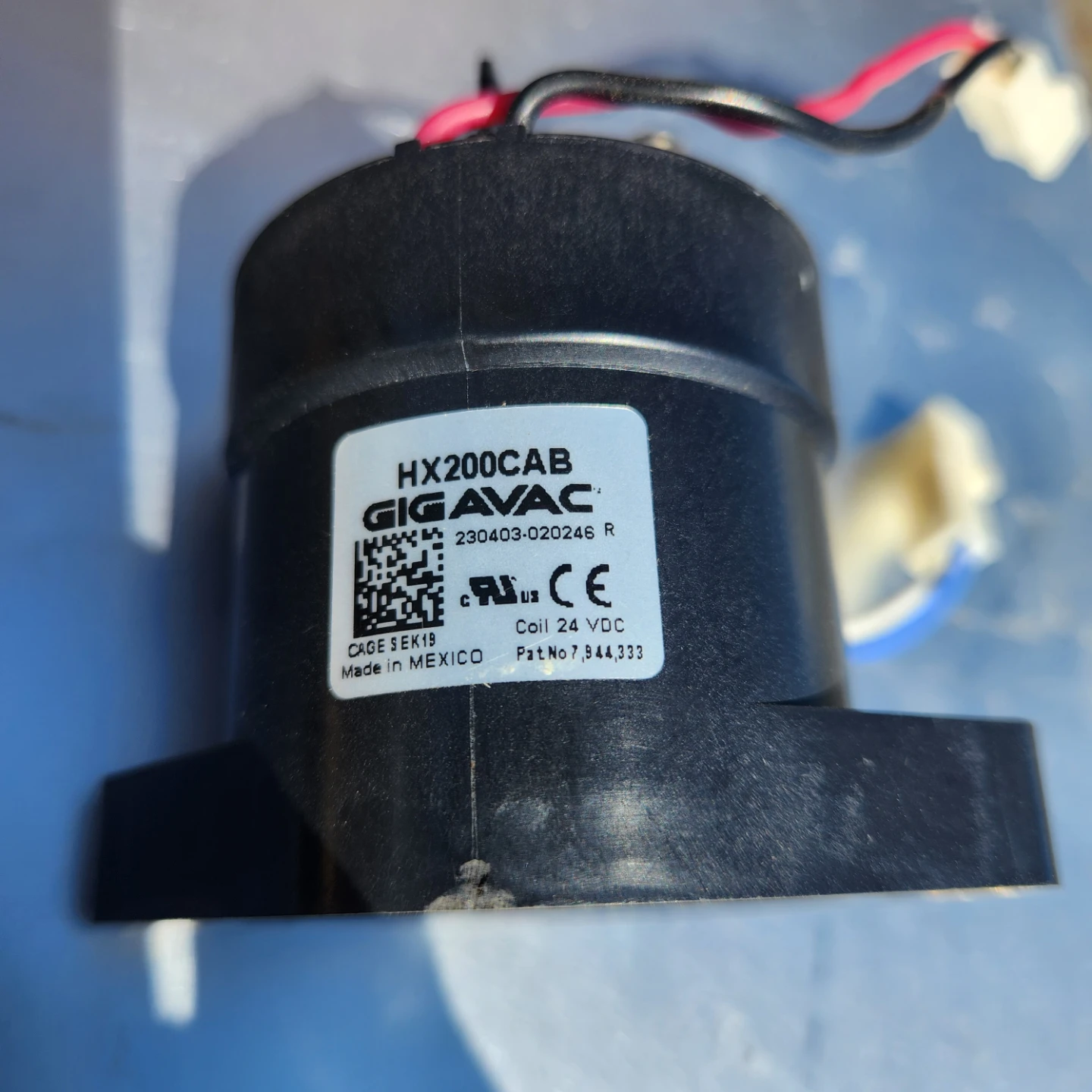 200 A AC/DC contactor Gigavac HX200CAB Contactor 24 VDC coil - photo 3